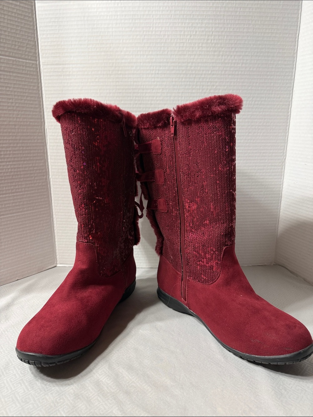 Joan Boyce Womens Sz 8W Red Sequin Velvet Bow Side Zip Boots with Faux Fur Trim